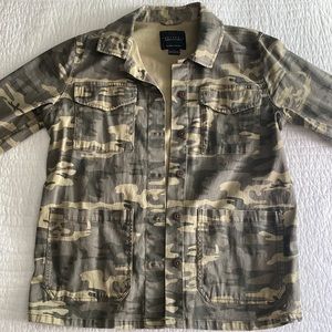 Army/camo button up shacket